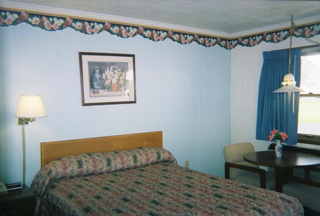 Rainbow Motel Montpelier Oda fotoğraf