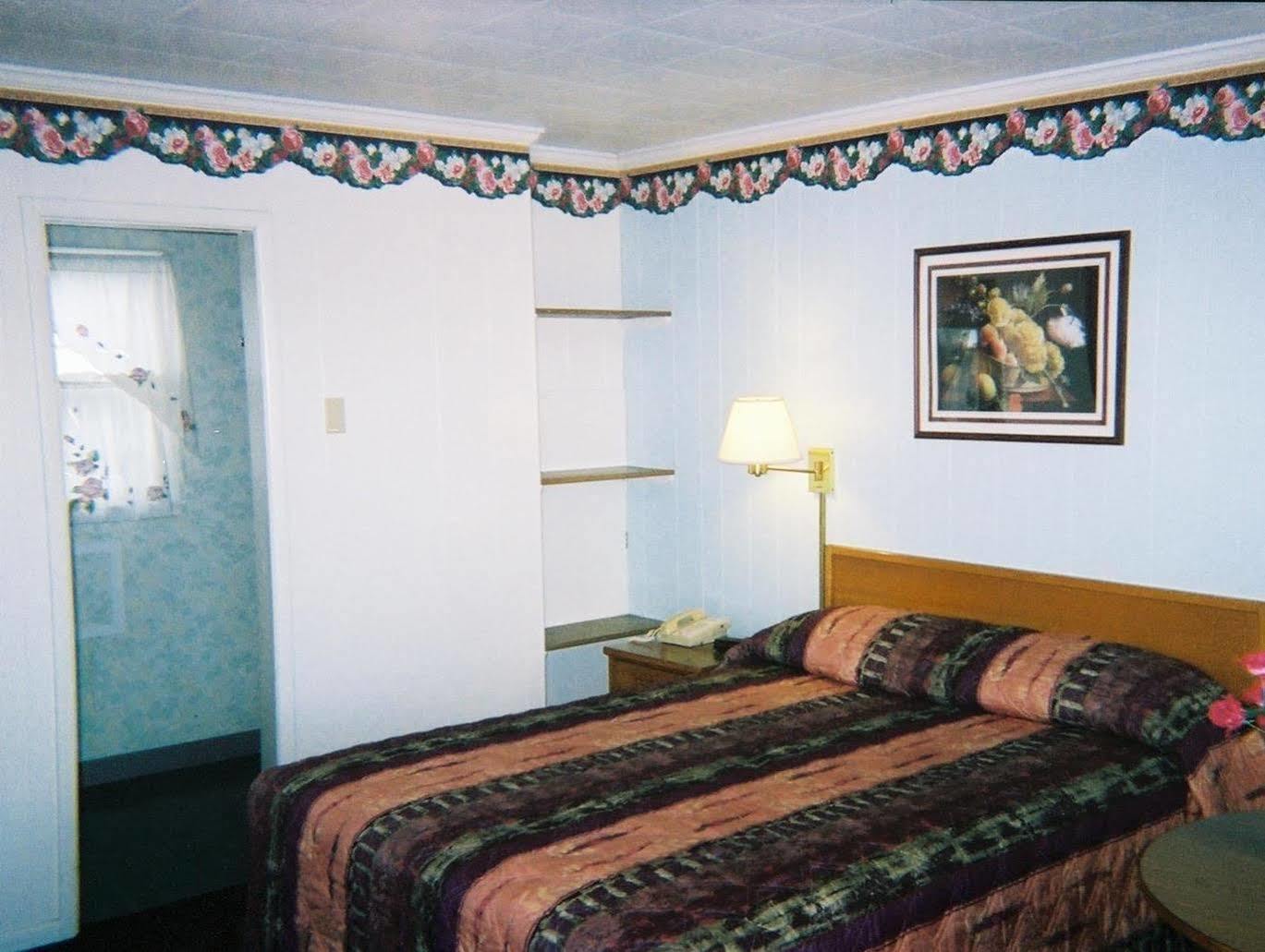 Rainbow Motel Montpelier Dış mekan fotoğraf