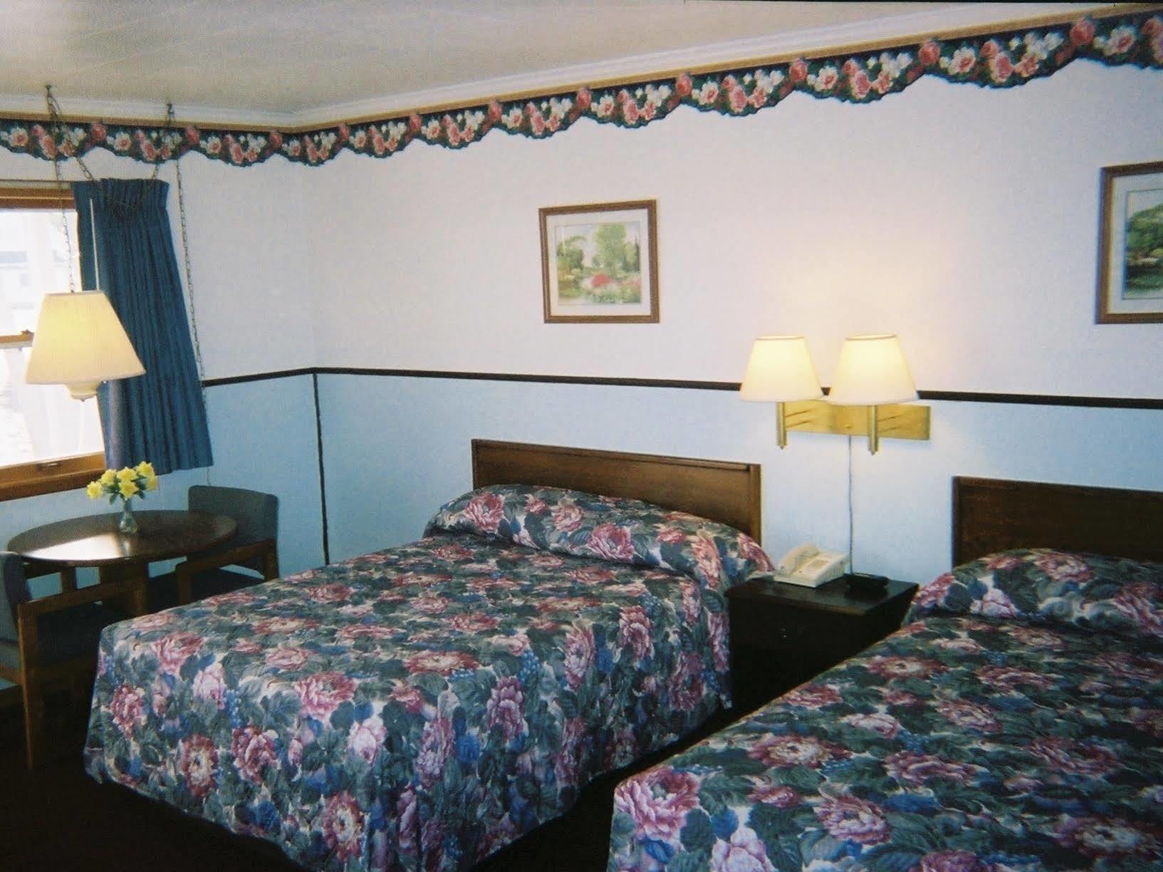 Rainbow Motel Montpelier Dış mekan fotoğraf